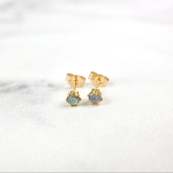 3mm labradorite stud earrings 14k GF - Picture 5 of 11